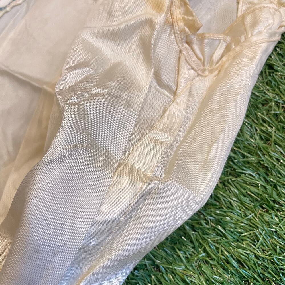 Vtg 1940s Ivory Rayon Taffeta Nightgown Hostess Gown Diamond Midriff Ruffle 40s - Picture 10 of 16